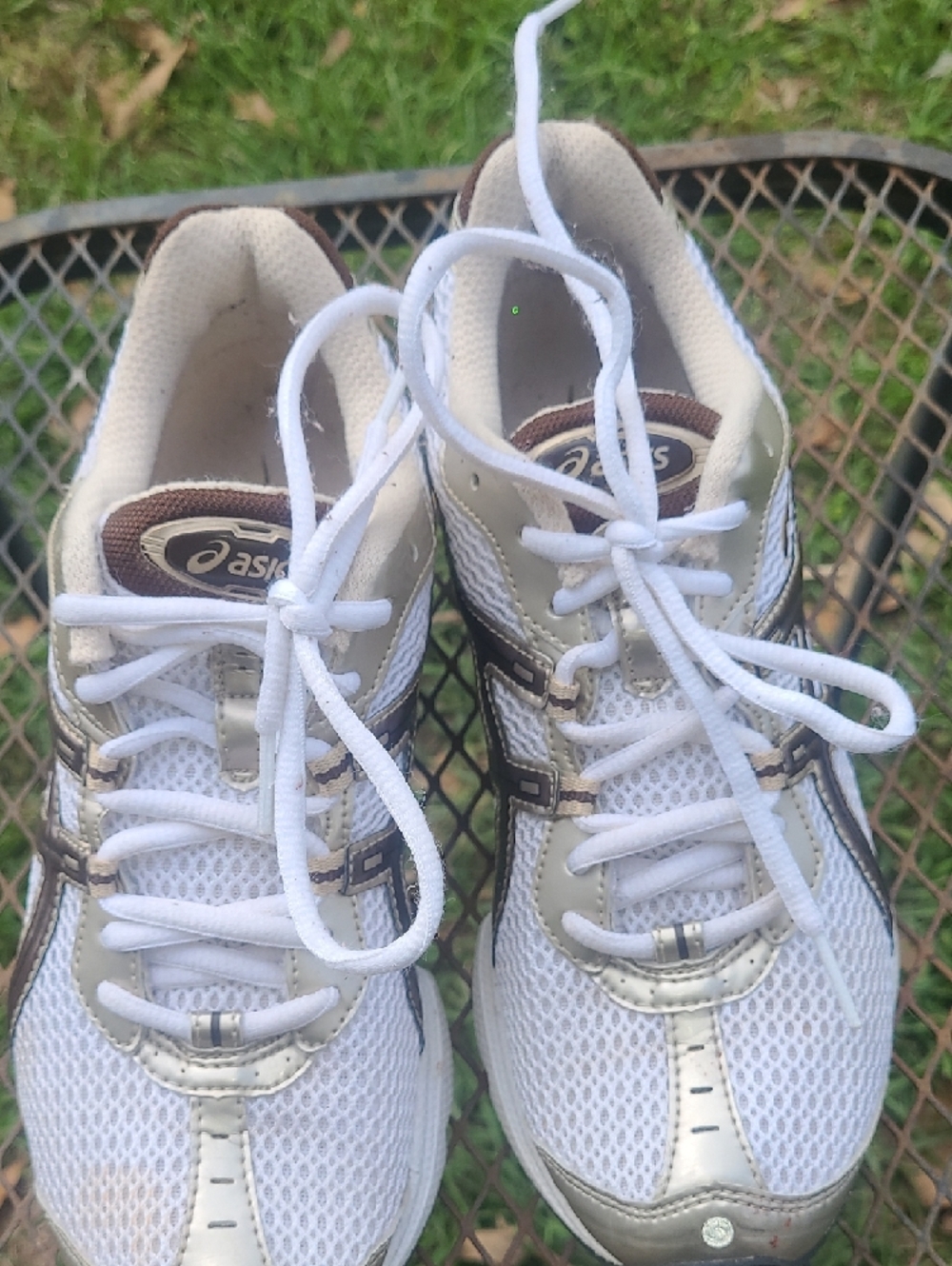 Asics White and Brown Mesh Running Shoes - Picture 3 of 9